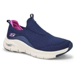 Skechers Womens' Arch Fit Casual Sneaker - Na